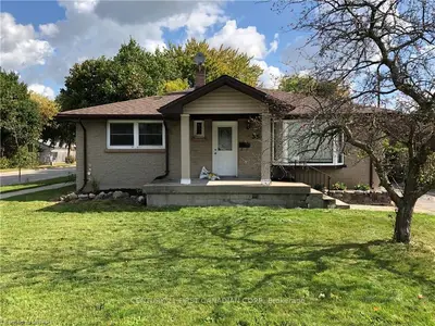 364 REGAL Drive, London East, ON N5Y 1J4