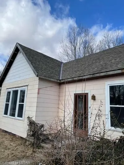 18 KING Street S, Chatham-Kent, ON N0P 2C0