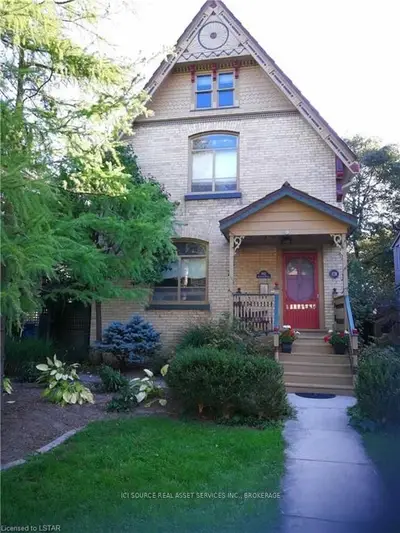 852 HELLMUTH Avenue, London East, ON N6A 3T8