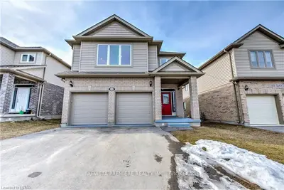 3257 Turner Crescent, London South, ON N6M 0B1
