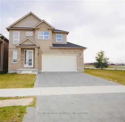 2661 Tokala Trail, London North, ON N6G 5B4