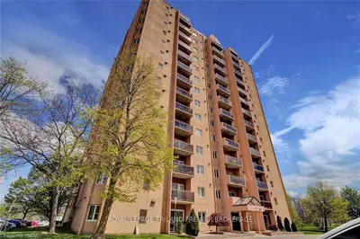 860 COMMISSIONERS Road E 207, London South, ON N6C 5Y8