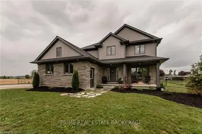 9530 GUNN Street, Dutton/Dunwich, ON N0L 2M0