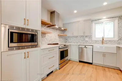 728 FANSHAWE PARK Road E, London North, ON N5X 2B9