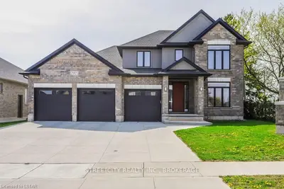797 HICKORYRIDGE, London North, ON N6G 5B3