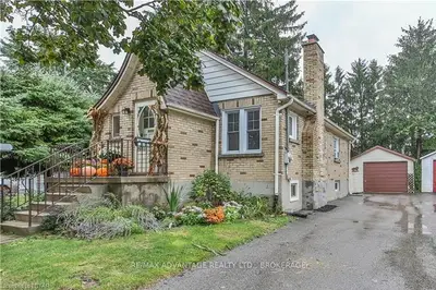 57 HIGHWAY Avenue, London South, ON N6C 2K4