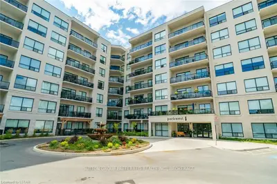 1200 COMMISSIONERS Road W 205, London South, ON N6K 0J7