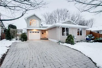 36 REXWAY Road, London North, ON N6G 3C3