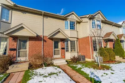 151 MARTINET Avenue 6, London East, ON N5V 4T4