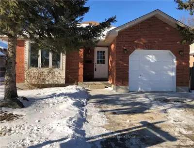 930 THISTLEDOWN Way, London North, ON N6G 4Z8