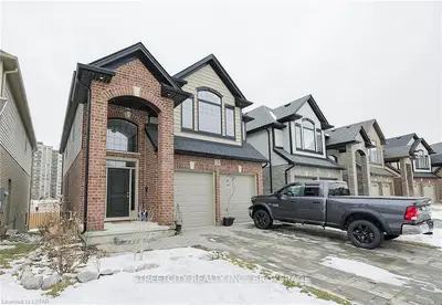 1586 NOAH Bend, London North, ON N6G 0T2