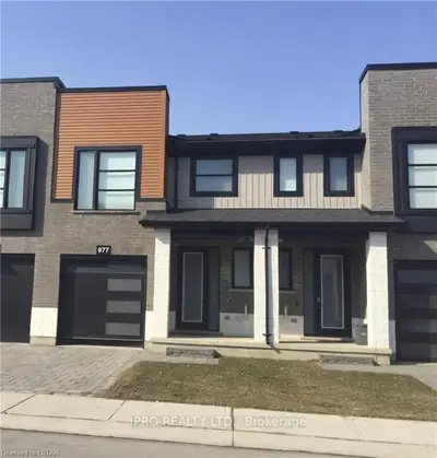 977 WEST VILLAGE Square, London North, ON N6H 0J7