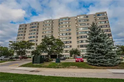 1600 ADELAIDE Street N 604, London North, ON N5X 3H6