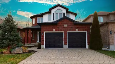 1466 LAWSON Road, London North, ON N6G 0E2