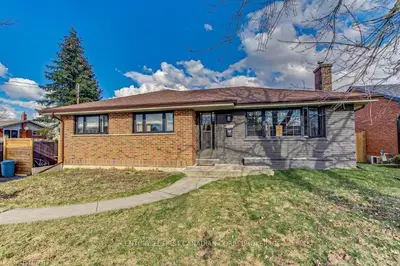 356 MCKEON Avenue, London South, ON N6C 4H3