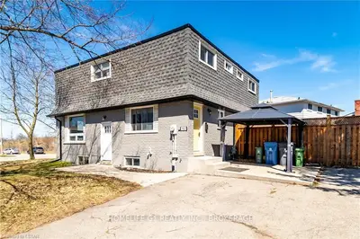 560 COLLEGE Avenue W, Guelph, ON N1G 1T5