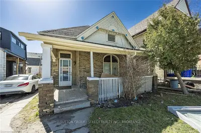 349 Hamilton Road, London East, ON N5Z 1R4