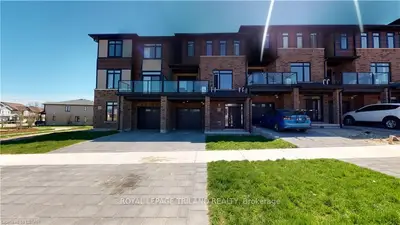 2636 SHEFFIELD Boulevard 24, London South, ON N6M 0J4