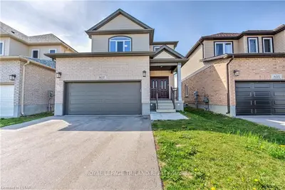 807 Cedarpark Way, London North, On N5x 0c3