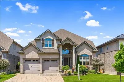 993 Medwaypark Drive, London North, ON N6G 0E4