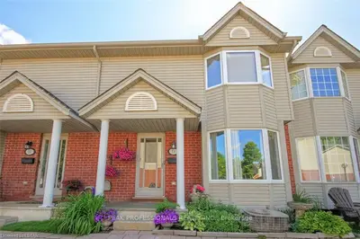 20 Kernohan Parkway 14, London South, ON N6J 4Y3