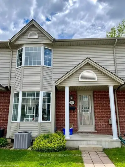 20 Kernohan Parkway 6, London South, On N6j 4y3