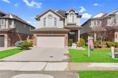 1176 NORTH WENIGE Drive, London North, ON N5X 0A8
