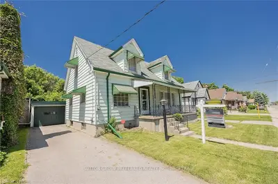 109 ADELAIDE Street S, London South, ON N5Z 3K6