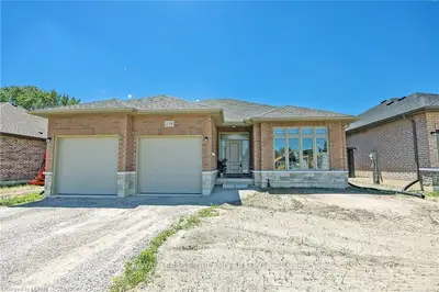 228 LEITCH Street, Dutton/Dunwich, ON N0L 1J0