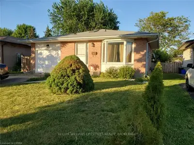 179 CLARA Crescent, London South, ON N6E 3H1