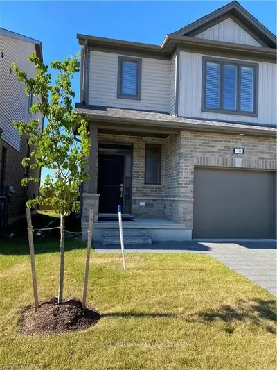 745 CHELTON Road 10, London South, ON N6M 0J1