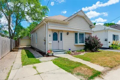 4 ADELAIDE Street S, London South, ON N5Z 3J8