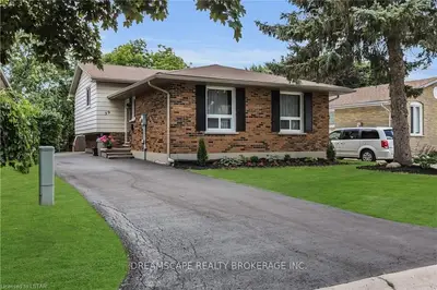 39 PATIENCE Crescent, London South, ON N6E 2K7
