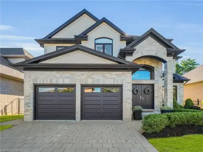 1976 IRONWOOD Road, London South, ON N6K 5C9