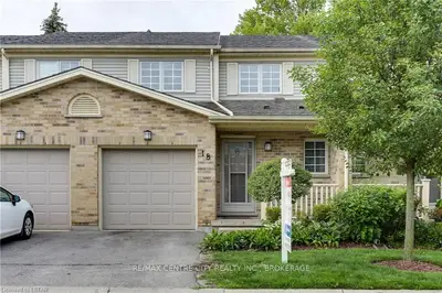 10 ROSSMORE Court 18, London South, ON N6C 6A3