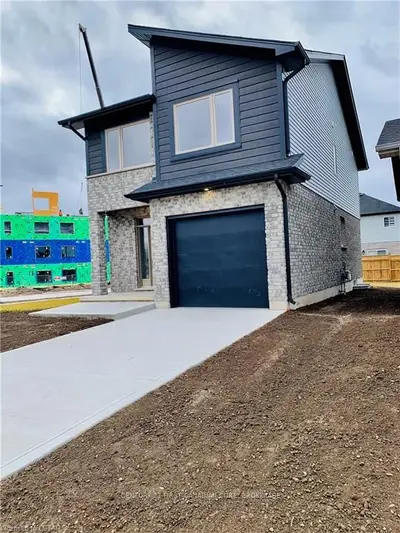 436 EDGEVALLEY Road, London East, ON N5V 0B9