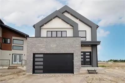 1625 BOB SCHRAM Way, London North, ON N6G 3K2