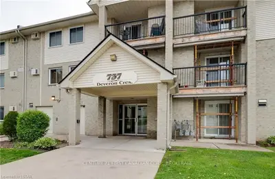 737 DEVERON Crescent 301, London South, ON N5Z 4X9