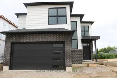 8 WELCH COURT Court, St. Thomas, ON N5R 0M2