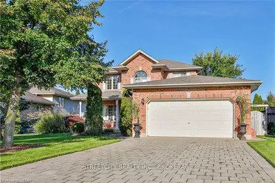 55 TOOHEY Lane, London North, ON N6G 4Y1