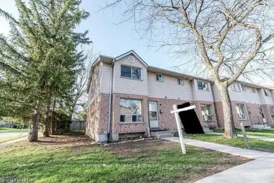 126 Belmont Drive 29, London South, ON N6J 4W1