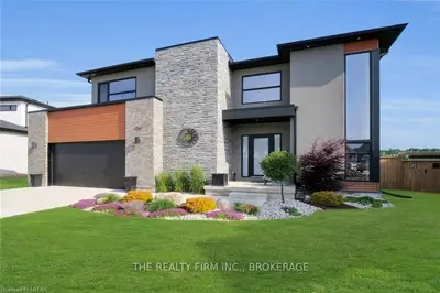 7521 SILVER CREEK Crescent, London South, ON N6P 0G6