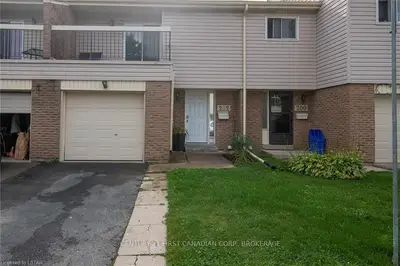 700 OSGOODE Drive 202, London South, ON N6E 2H1
