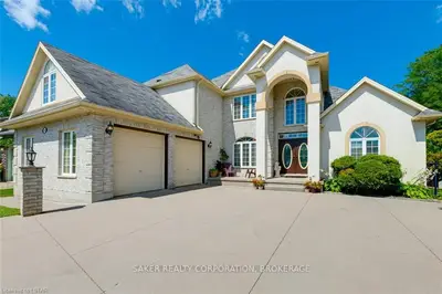 159 GREYROCK Crescent, London East, ON N5Y 6L5