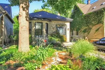 582 MAITLAND Street, London East, ON N6B 2Z7