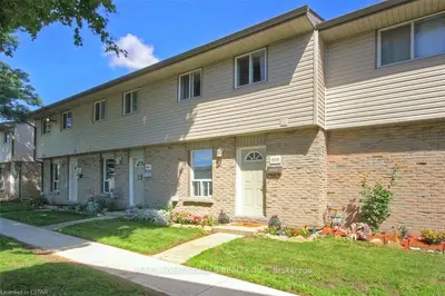 899 SOUTHDALE Road E 55, London South, ON N6E 1V7
