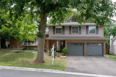 68 DONCASTER Place, London North, ON N6G 2A5
