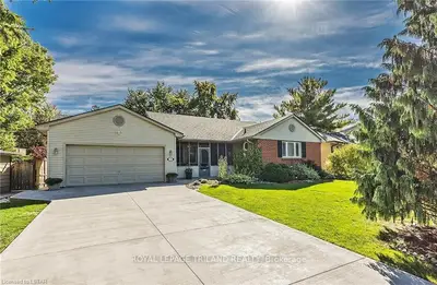 24 CROXTON Road E, London South, ON N6C 3T6