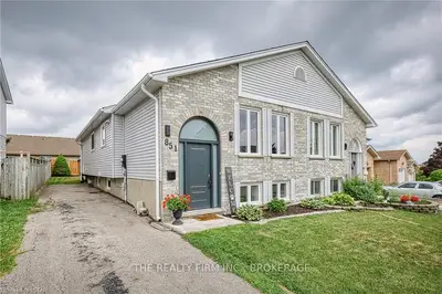851 SHELBORNE Street, London South, ON N5Z 5A8
