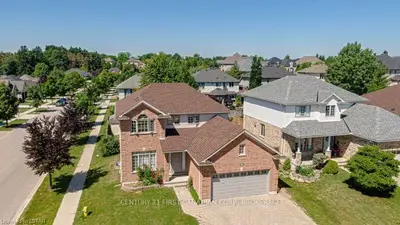 403 Berryhill Drive, London North, ON N5X 4L4
